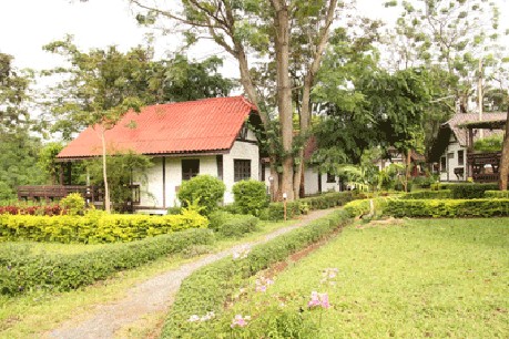 ภูชมจันทร์ รีสอร์ท ภูชมจันทร์ รีสอร์ท