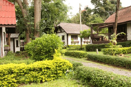 ภูชมจันทร์ รีสอร์ท ภูชมจันทร์ รีสอร์ท