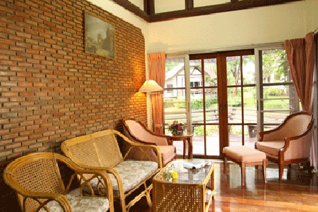 ภูชมจันทร์ รีสอร์ท ภูชมจันทร์ รีสอร์ท