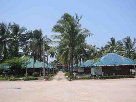 ชุมพรซันนี่บีช : Chumphon Sunny Beach Resort