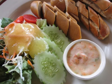 ครัวอิ่มสุข รีสอร์ท แอนด์ เรสเทอร์รอง ครัวอิ่มสุข รีสอร์ท แอนด์ เรสเทอร์รอง