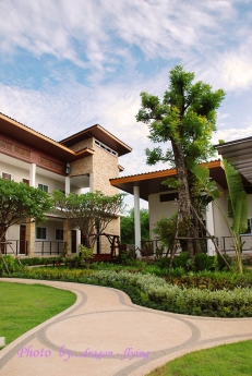 เดอะพาร์ค นางรองรีสอร์ท (The Park Nangrong Resort) เดอะพาร์ค นางรองรีสอร์ท (The Park Nangrong Resort)