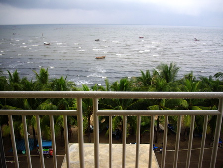 โรงแรมนานาชาติบางแสน โรงแรมนานาชาติบางแสน