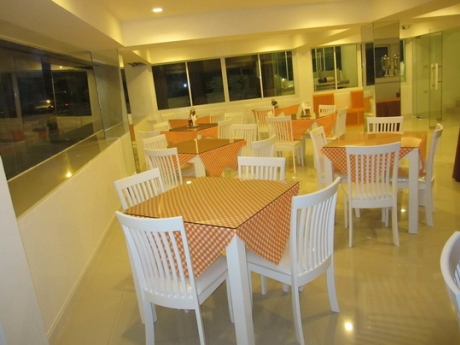 โรงแรมนานาชาติบางแสน โรงแรมนานาชาติบางแสน