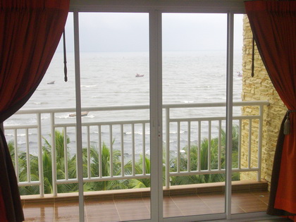 โรงแรมนานาชาติบางแสน โรงแรมนานาชาติบางแสน