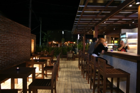 โรงแรมลิลู  LILU HOTEL PAI AND CHIANG MAI