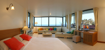 Nern Chalet Beachfront Hotel