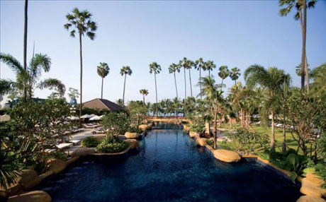 Jomtien Palm Beach Hotel & Resort . Jomtien Palm Beach Hotel & Resort .