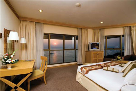 Jomtien Palm Beach Hotel & Resort . Jomtien Palm Beach Hotel & Resort .