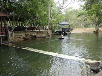 ธนู ริเวอร์ รีสอร์ท ธนู ริเวอร์ รีสอร์ท