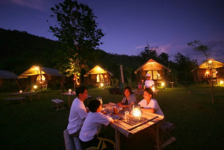 หินตก ริเวอร์ แคมป์ หินตก ริเวอร์ แคมป์