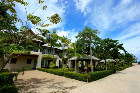 บ้านกรูดอาเคเดีย รีสอร์ทแอนด์สปา บ้านกรูดอาเคเดีย รีสอร์ทแอนด์สปา