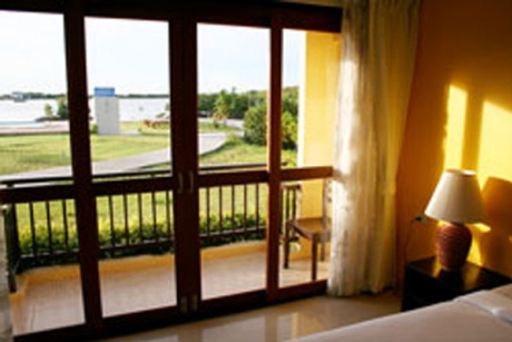 บ้านทะเลสีครีม รีสอร์ท บ้านทะเลสีครีม รีสอร์ท