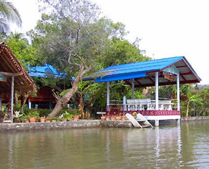 บ้านสวนคุณยาย บ้านสวนคุณยาย