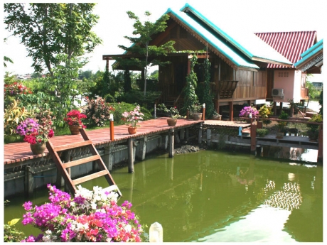บ้านไม้ชายเลน บ้านไม้ชายเลน
