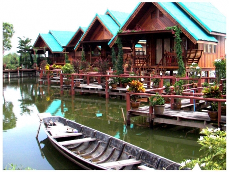 บ้านไม้ชายเลน บ้านไม้ชายเลน
