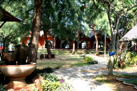 โรงแรม จันทรบุรี โรงแรม จันทรบุรี