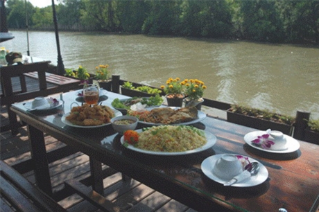 BAAN PLA LOMA RESORT BAAN PLA LOMA RESORT