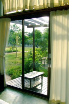 บ้านเรือรีสอร์ท บ้านเรือรีสอร์ท