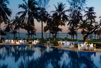 Le Meridien Khao Lak Beach & Spa Resort