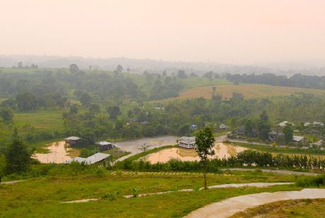 โรงแรม & รีสอร์ท กระท่อมหิน นันทภัค