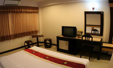 โรงแรม เรือนอินทร์ รีสอร์ท โรงแรม เรือนอินทร์ รีสอร์ท