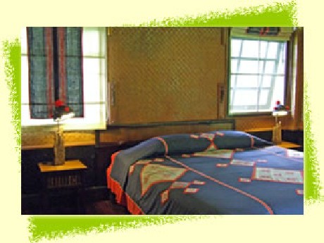 ม้ง ลอดจ์ (Hmong Hilltribe Lodge) ม้ง ลอดจ์ (Hmong Hilltribe Lodge)