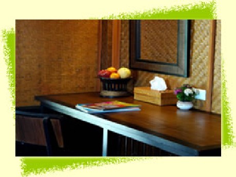 ม้ง ลอดจ์ (Hmong Hilltribe Lodge) ม้ง ลอดจ์ (Hmong Hilltribe Lodge)