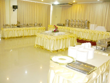 โรงแรม มรกตทวิน ชุมพร โรงแรม มรกตทวิน ชุมพร